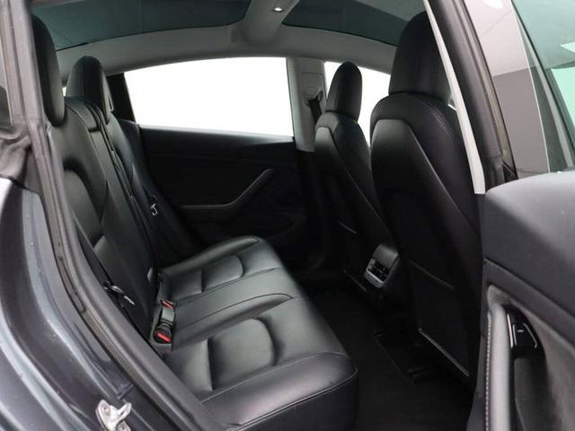 Photo 16 VIN: 5YJ3E7EA2KF370072 - TESLA MODEL 3 