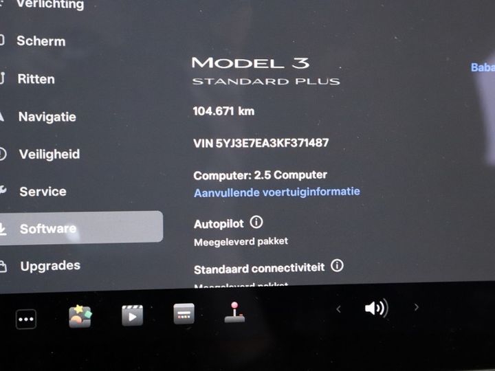 Photo 10 VIN: 5YJ3E7EA3KF371487 - TESLA MODEL 3 