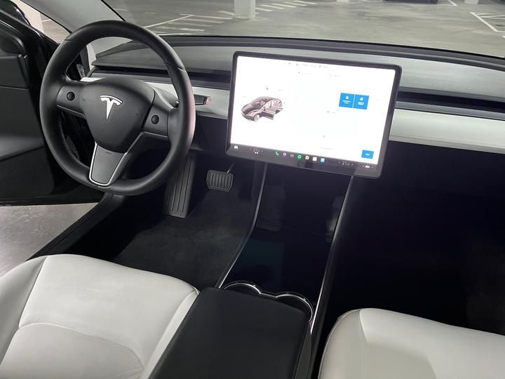 Photo 6 VIN: 5YJ3E7EA4KF380134 - TESLA MODEL 3 SALOON 