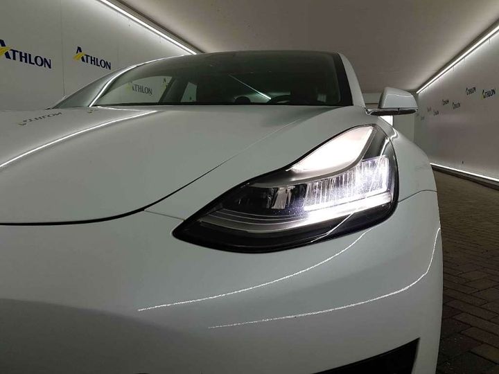 Photo 14 VIN: 5YJ3E7EA4KF470285 - TESLA MODEL 3 