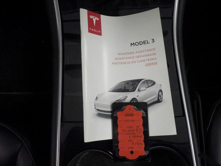 Photo 12 VIN: 5YJ3E7EA5KF318953 - TESLA MODEL 3 