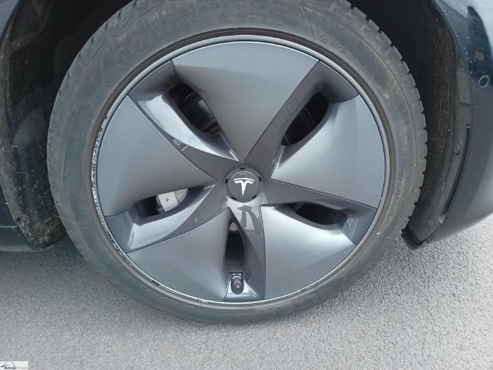 Photo 10 VIN: 5YJ3E7EA6KF371001 - TESLA MODEL 3 