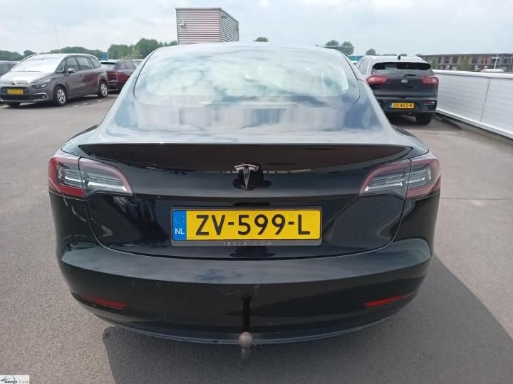 Photo 17 VIN: 5YJ3E7EA6KF371001 - TESLA MODEL 3 