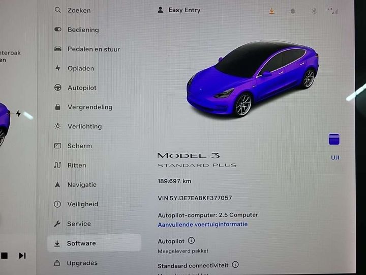 Photo 8 VIN: 5YJ3E7EA8KF377057 - TESLA MODEL 3 