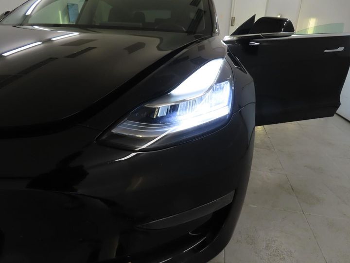 Photo 15 VIN: 5YJ3E7EA8KF379665 - TESLA MODEL 3 