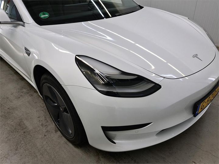 Photo 17 VIN: 5YJ3E7EA8KF489504 - TESLA 3 