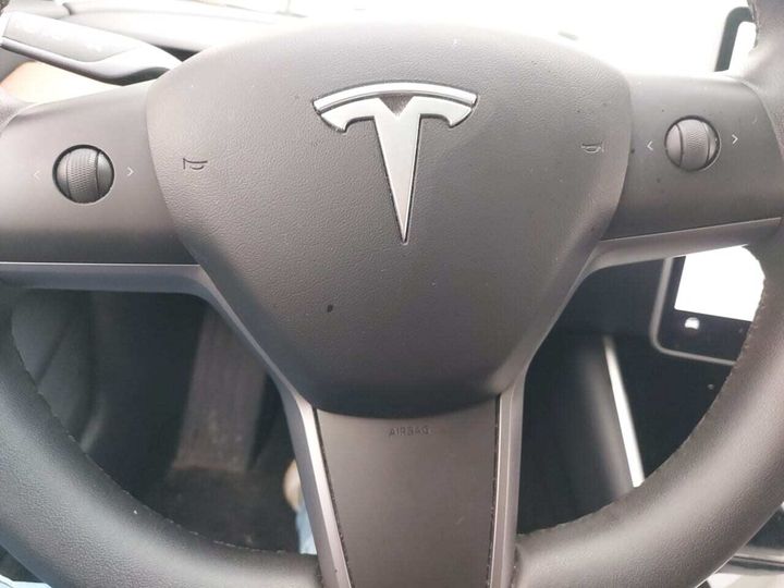 Photo 16 VIN: 5YJ3E7EA9KF374975 - TESLA MODEL 