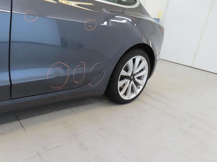 Photo 24 VIN: 5YJ3E7EA9KF378184 - TESLA MODEL 3 