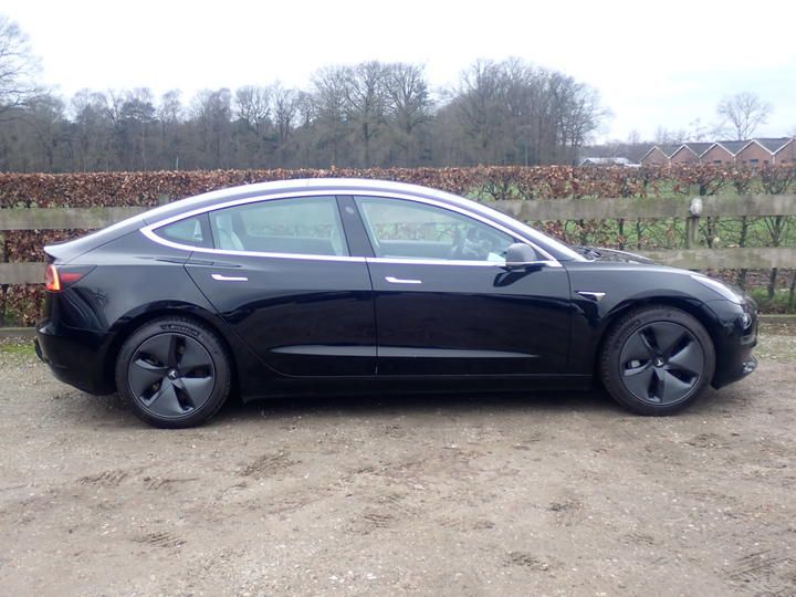 Photo 3 VIN: 5YJ3E7EA9KF379920 - TESLA MODEL 3 SALOON 