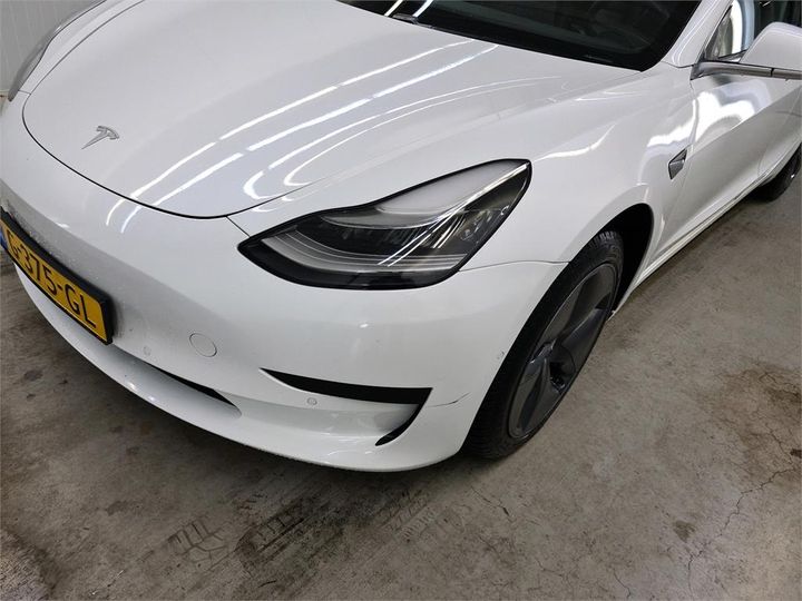 Photo 32 VIN: 5YJ3E7EA9KF470444 - TESLA 3 