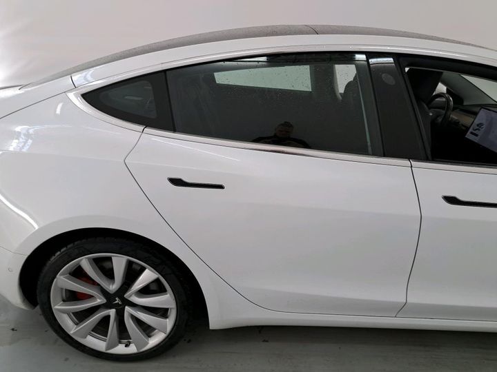 Photo 18 VIN: 5YJ3E7EAXKF344156 - TESLA MODEL 