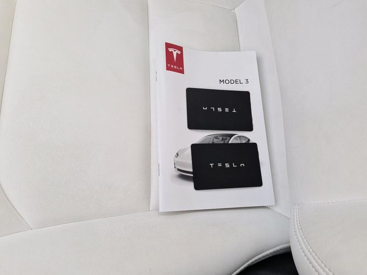 Photo 3 VIN: 5YJ3E7EAXLF673750 - TESLA MODEL 