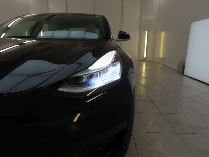 Photo 15 VIN: 5YJ3E7EB0KF215920 - TESLA MODEL 3 