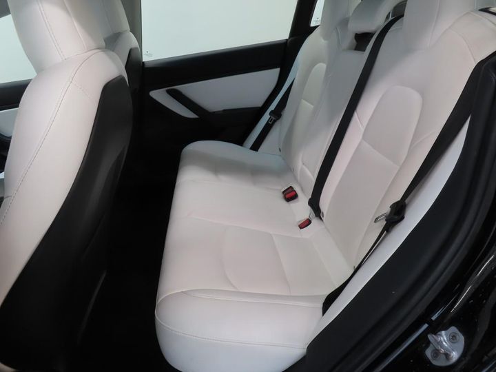 Photo 5 VIN: 5YJ3E7EB0KF215920 - TESLA MODEL 3 