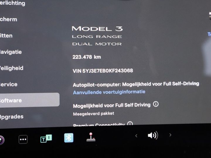 Photo 12 VIN: 5YJ3E7EB0KF243068 - TESLA MODEL 3 