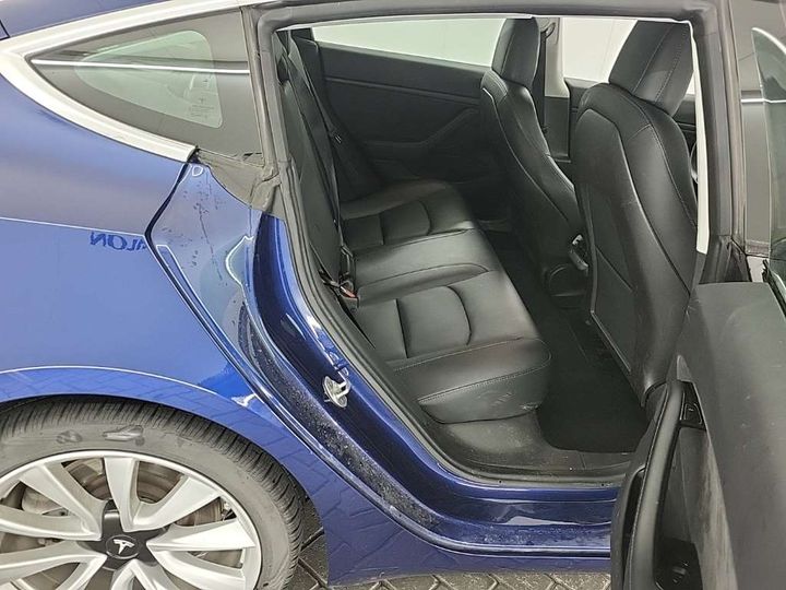 Photo 6 VIN: 5YJ3E7EB0KF261960 - TESLA MODEL 3 