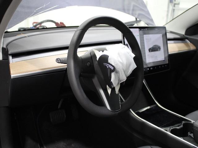 Photo 12 VIN: 5YJ3E7EB0LF679484 - TESLA MODEL 3 SALOON 