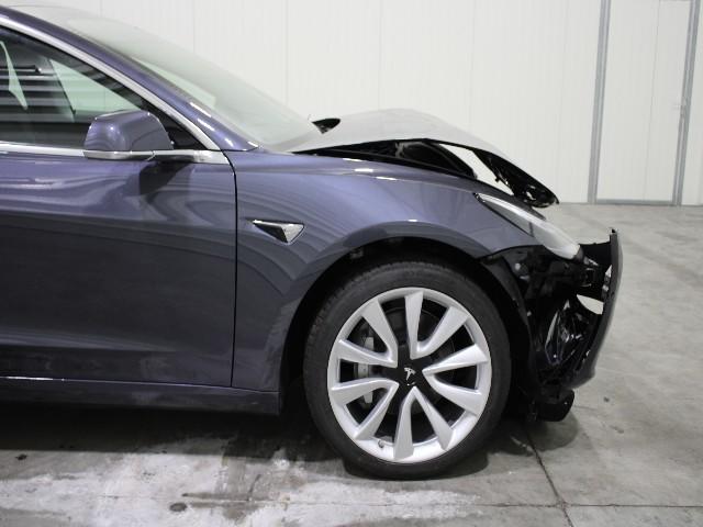 Photo 8 VIN: 5YJ3E7EB0LF679484 - TESLA MODEL 3 SALOON 