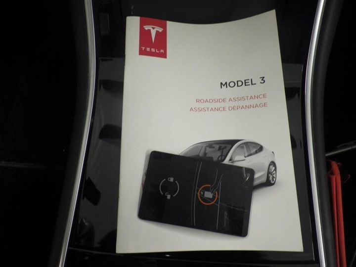 Photo 16 VIN: 5YJ3E7EB2KF239460 - TESLA MODEL 3 