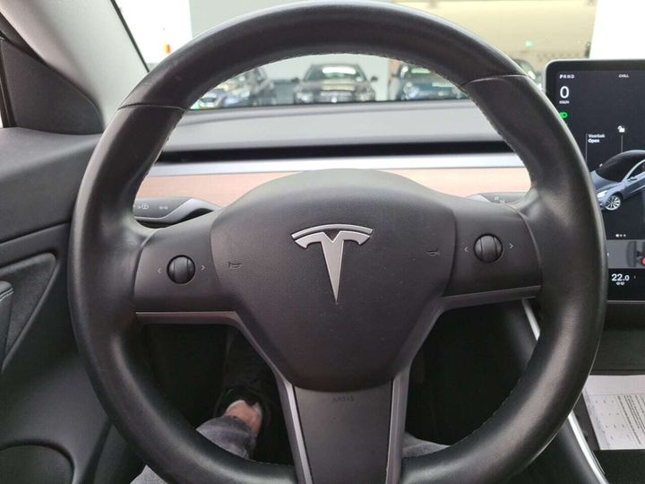 Photo 19 VIN: 5YJ3E7EB2KF264004 - TESLA MODEL 