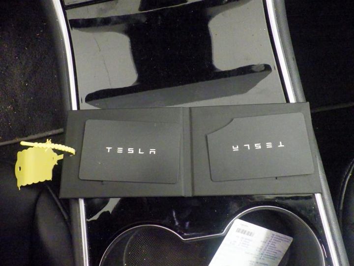 Photo 13 VIN: 5YJ3E7EB2KF333290 - TESLA MODEL 3 