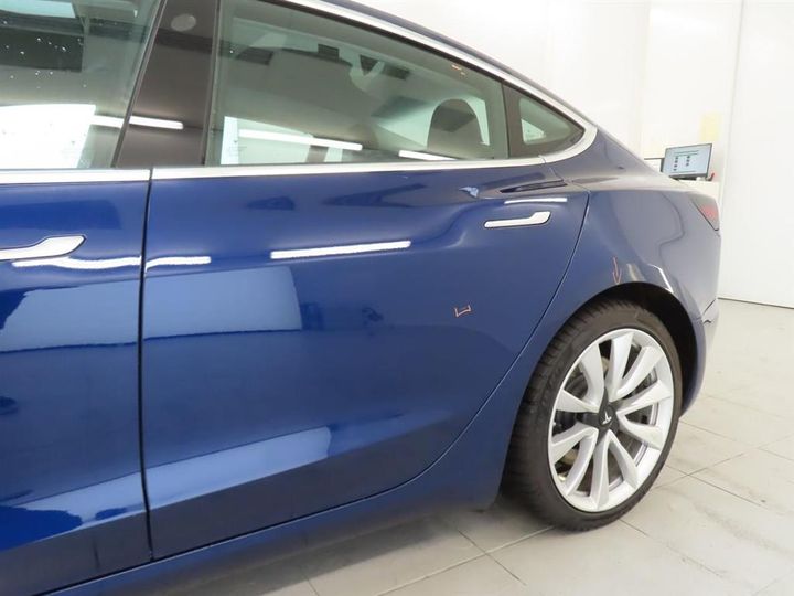 Photo 26 VIN: 5YJ3E7EB3KF242707 - TESLA MODEL 3 