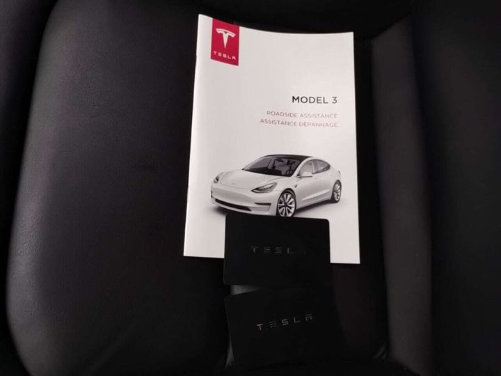 Photo 18 VIN: 5YJ3E7EB3KF243095 - TESLA MODEL 