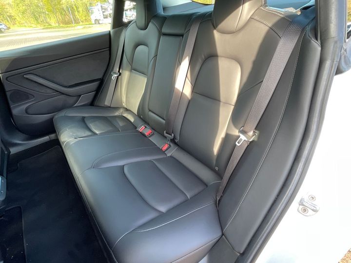 Photo 8 VIN: 5YJ3E7EB3KF532624 - TESLA MODEL 3 