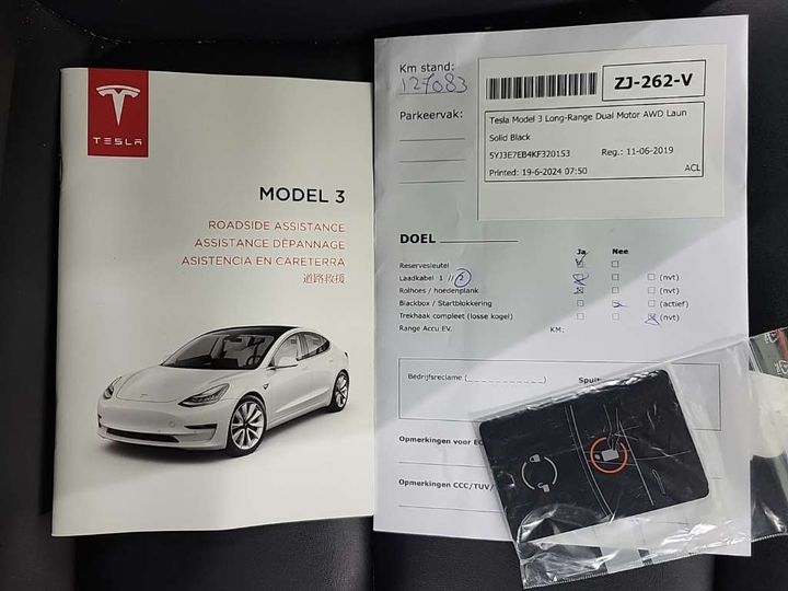 Photo 12 VIN: 5YJ3E7EB4KF320153 - TESLA MODEL 3 