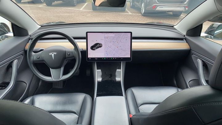 Photo 12 VIN: 5YJ3E7EB4KF322968 - TESLA MODEL 3 