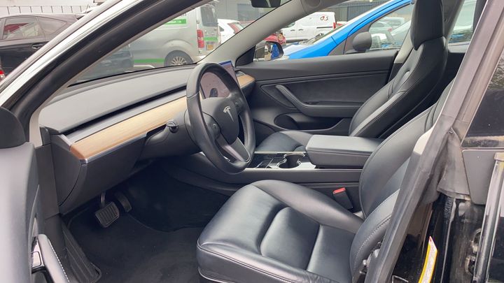 Photo 13 VIN: 5YJ3E7EB4KF322968 - TESLA MODEL 3 