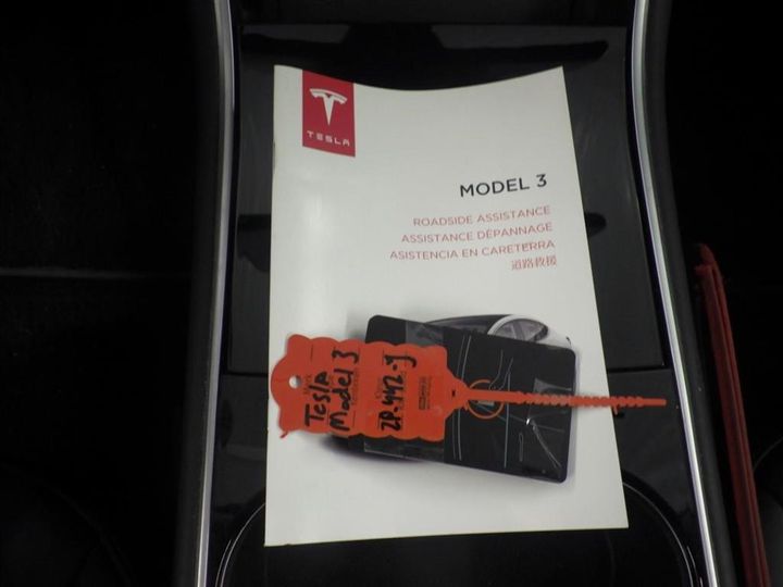 Photo 13 VIN: 5YJ3E7EB4KF352889 - TESLA MODEL 3 