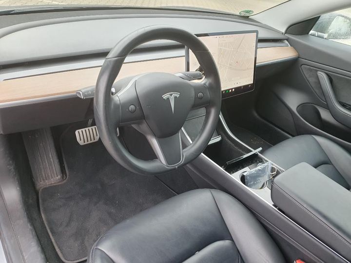 Photo 7 VIN: 5YJ3E7EB4KF383530 - TESLA MODEL 