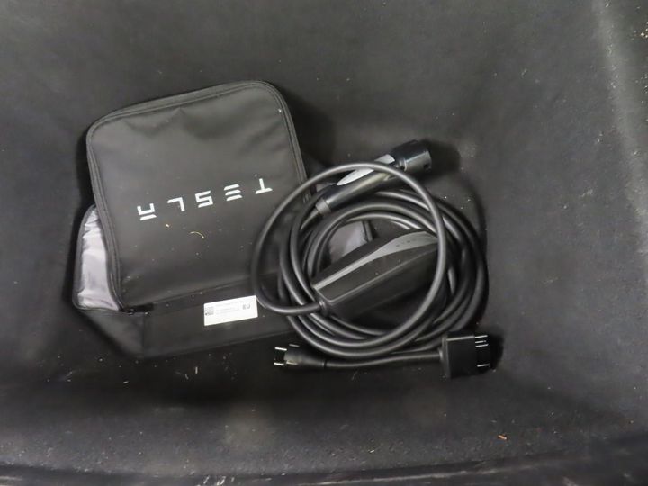 Photo 9 VIN: 5YJ3E7EB4KF384130 - TESLA MODEL 3 