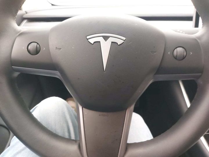 Photo 13 VIN: 5YJ3E7EB4KF532955 - TESLA MODEL 