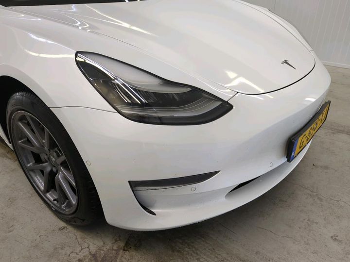 Photo 37 VIN: 5YJ3E7EB4LF565696 - TESLA 3 