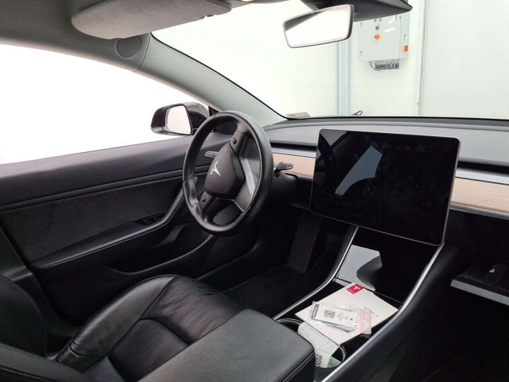 Photo 2 VIN: 5YJ3E7EB5KF381897 - TESLA MODEL 