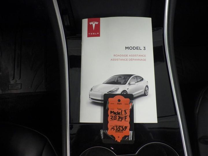 Photo 13 VIN: 5YJ3E7EB6KF215064 - TESLA MODEL 3 