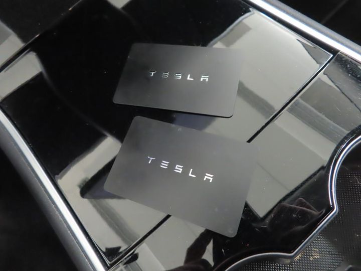 Photo 11 VIN: 5YJ3E7EB6KF315584 - TESLA MODEL 3 