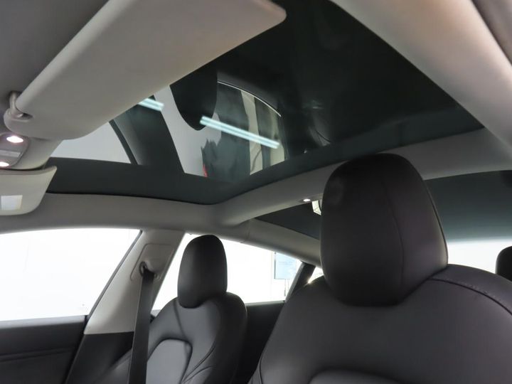 Photo 14 VIN: 5YJ3E7EB6KF333924 - TESLA MODEL 3 