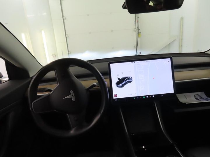 Photo 2 VIN: 5YJ3E7EB6KF333924 - TESLA MODEL 3 