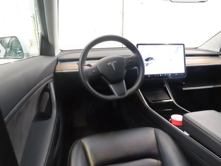 Photo 11 VIN: 5YJ3E7EB6KF465775 - TESLA MODEL 3 