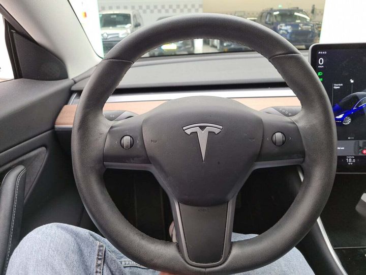 Photo 13 VIN: 5YJ3E7EB6LF565599 - TESLA MODEL 