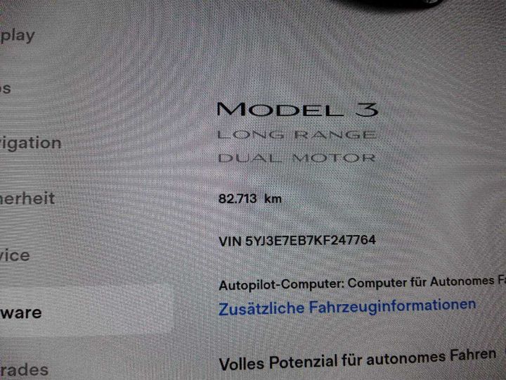 Photo 16 VIN: 5YJ3E7EB7KF247764 - TESLA MODEL 3 