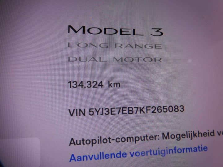 Photo 18 VIN: 5YJ3E7EB7KF265083 - TESLA MODEL 3 