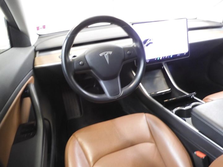 Photo 2 VIN: 5YJ3E7EB7KF265083 - TESLA MODEL 3 