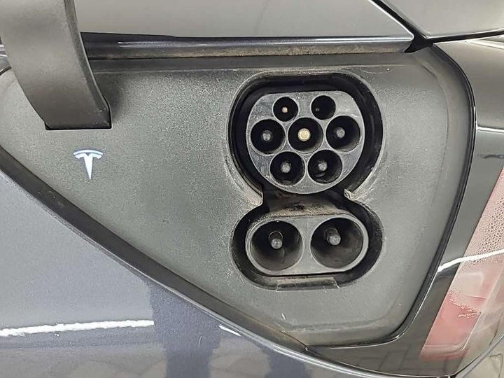 Photo 16 VIN: 5YJ3E7EB7KF460536 - TESLA MODEL 3 