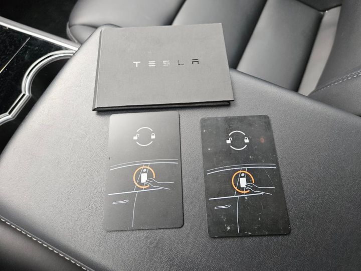 Photo 14 VIN: 5YJ3E7EB8KF201604 - TESLA MODEL 