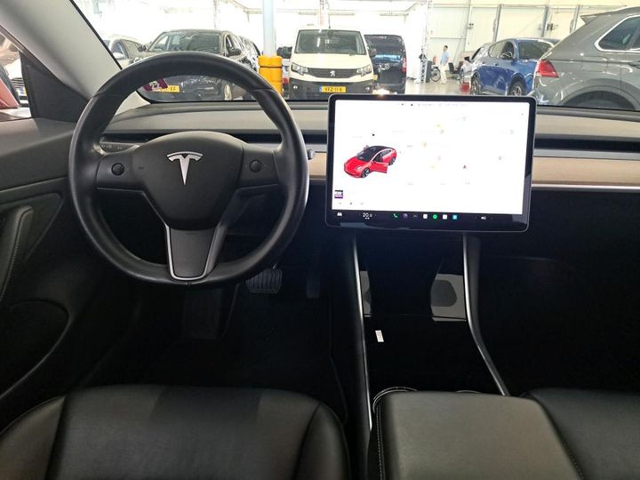 Photo 18 VIN: 5YJ3E7EB8KF315828 - TESLA MODEL 