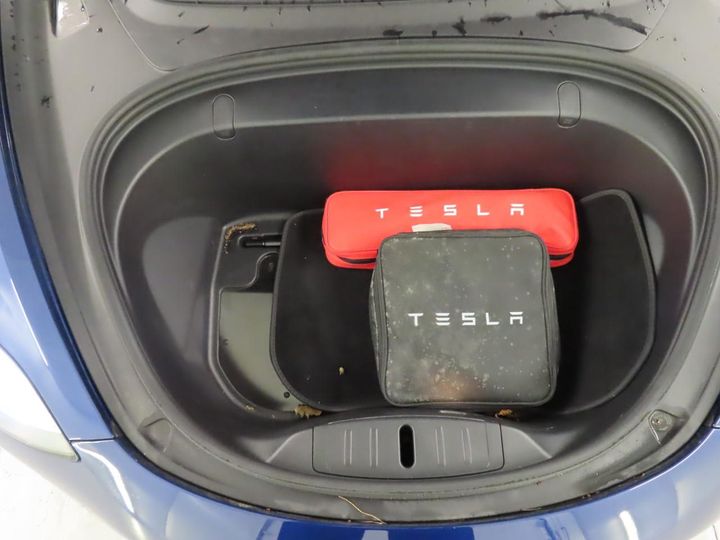 Photo 8 VIN: 5YJ3E7EB8KF315960 - TESLA MODEL 3 